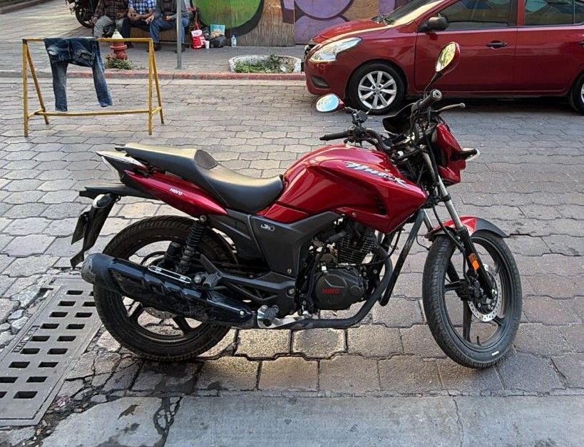 motocicleta-robada-policía-de-monterrey-cámaras-del-c4-pareja-detenida