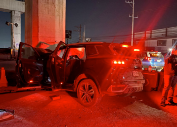 accidente-en-Miguel-Alemán-choque-vial-columna-del-Metro-San-Nicolás