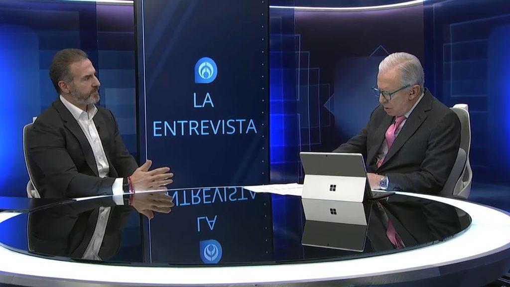 Adrián de la Garza en entrevista con López-Dóriga